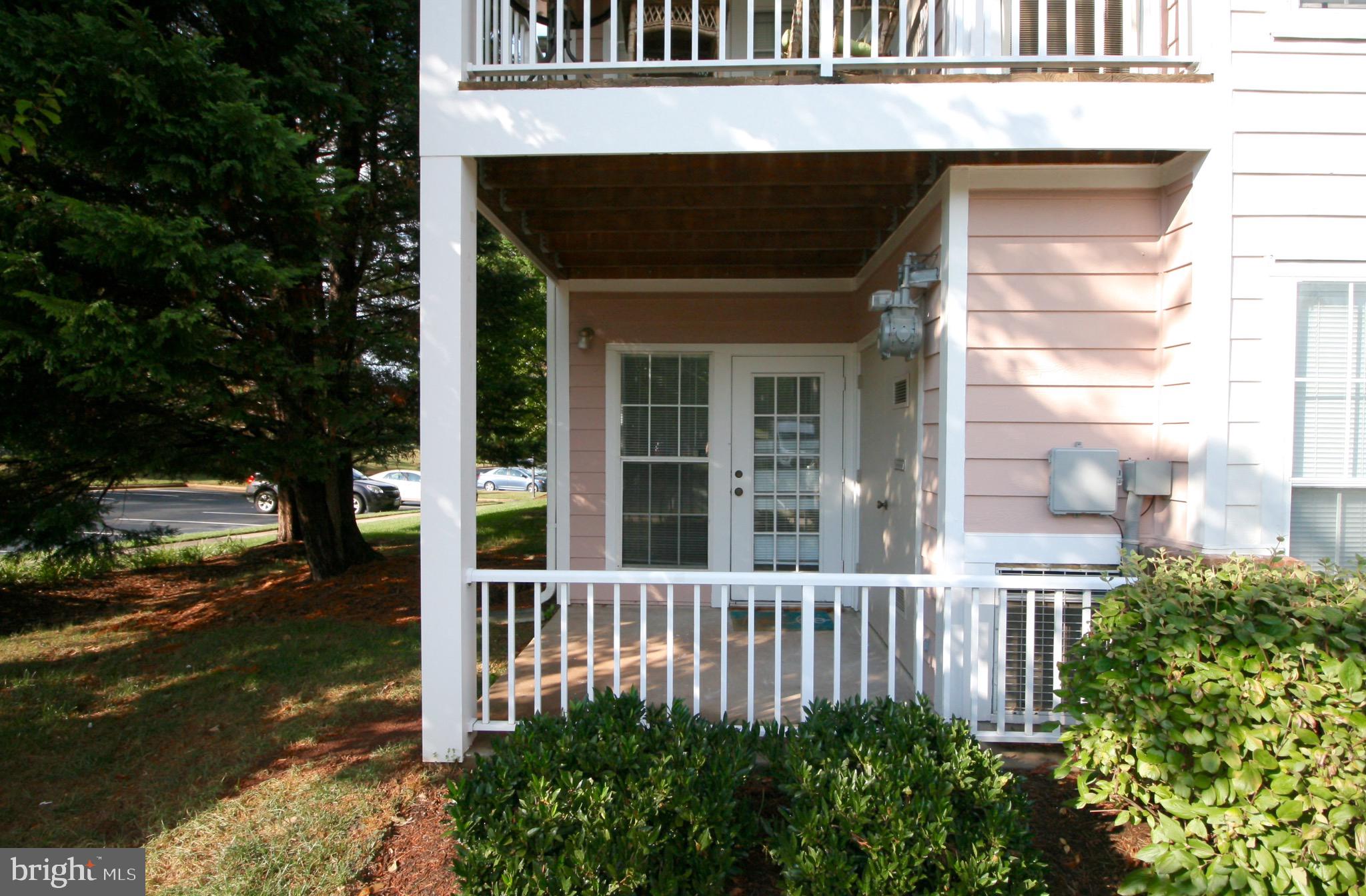 21009 Timber Ridge Terrace, Unit 101 Ashburn, VA 20147 - Photo 26 of 27 Side exterior