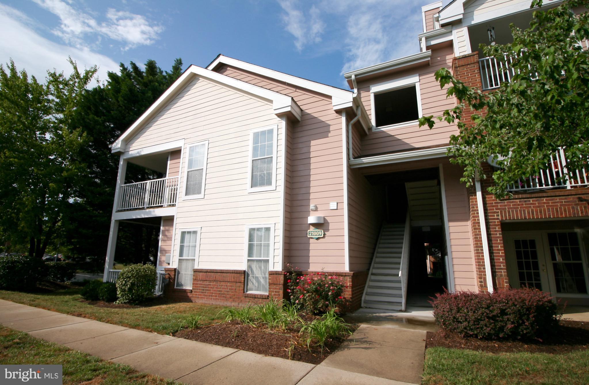 21009 Timber Ridge Terrace, Unit 101 Ashburn, VA 20147 - Photo 27 of 27 Exterior