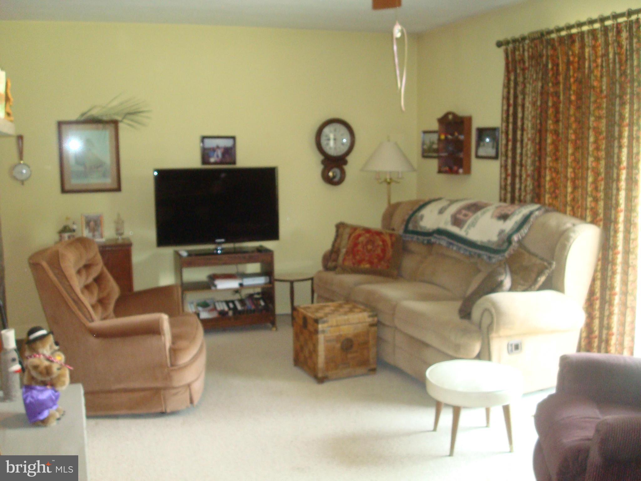 4554 Lower Beckleysville Road Hampstead, MD 21074 - Photo 14 of 30 Family Room