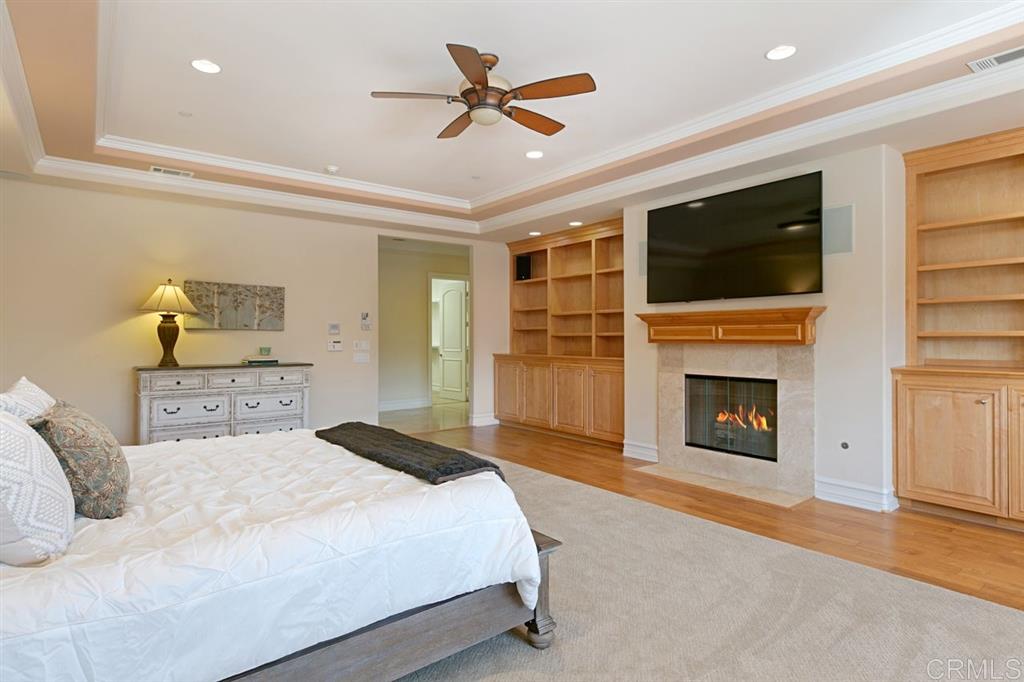 675 Rolling Hills Road Vista, CA 92081 - Photo 13 of 25 Gallery Image 13