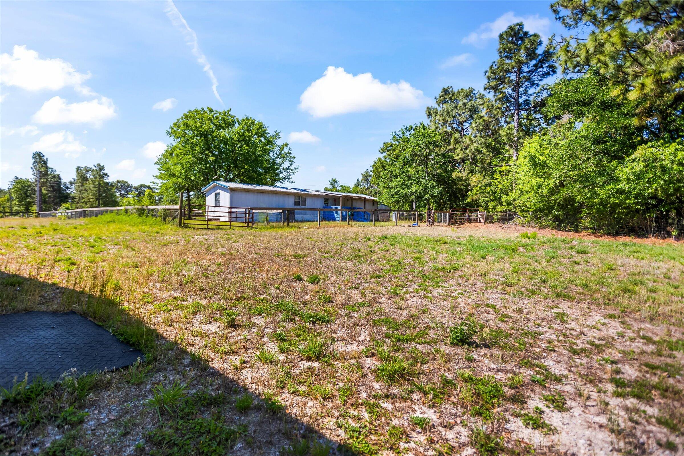 289 Beck Road Williston, SC 29853 - Photo 21 of 28