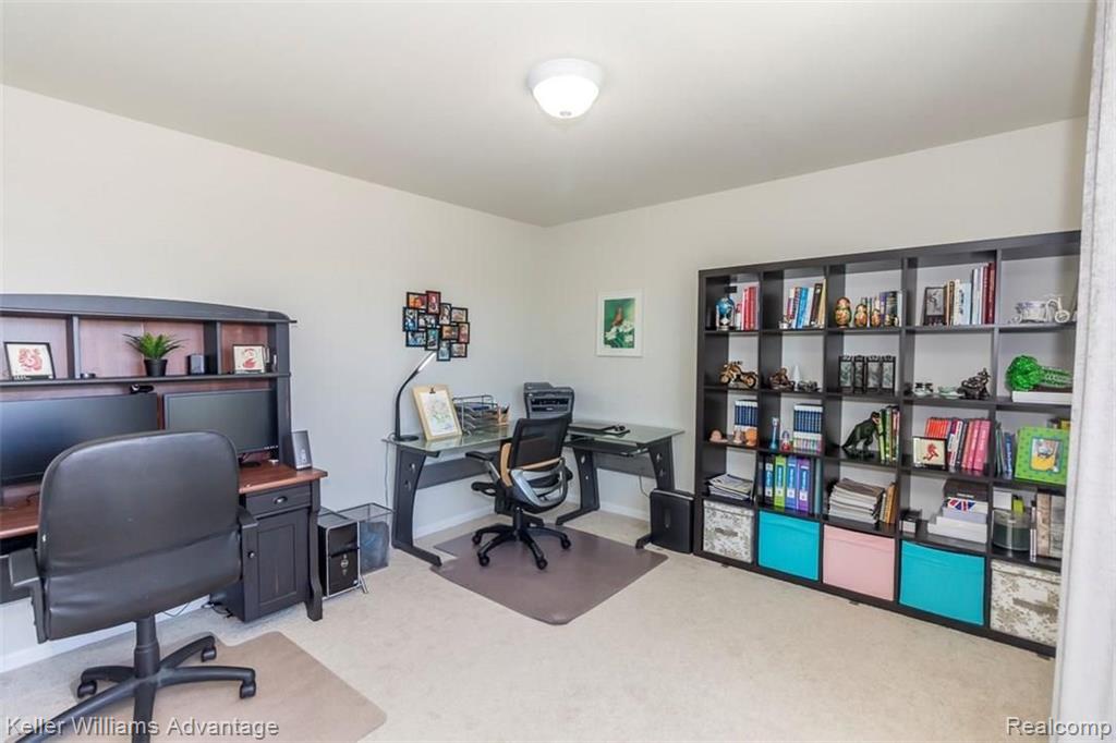 28319 Declaration Road Novi, MI 48377 - Photo 18 of 97