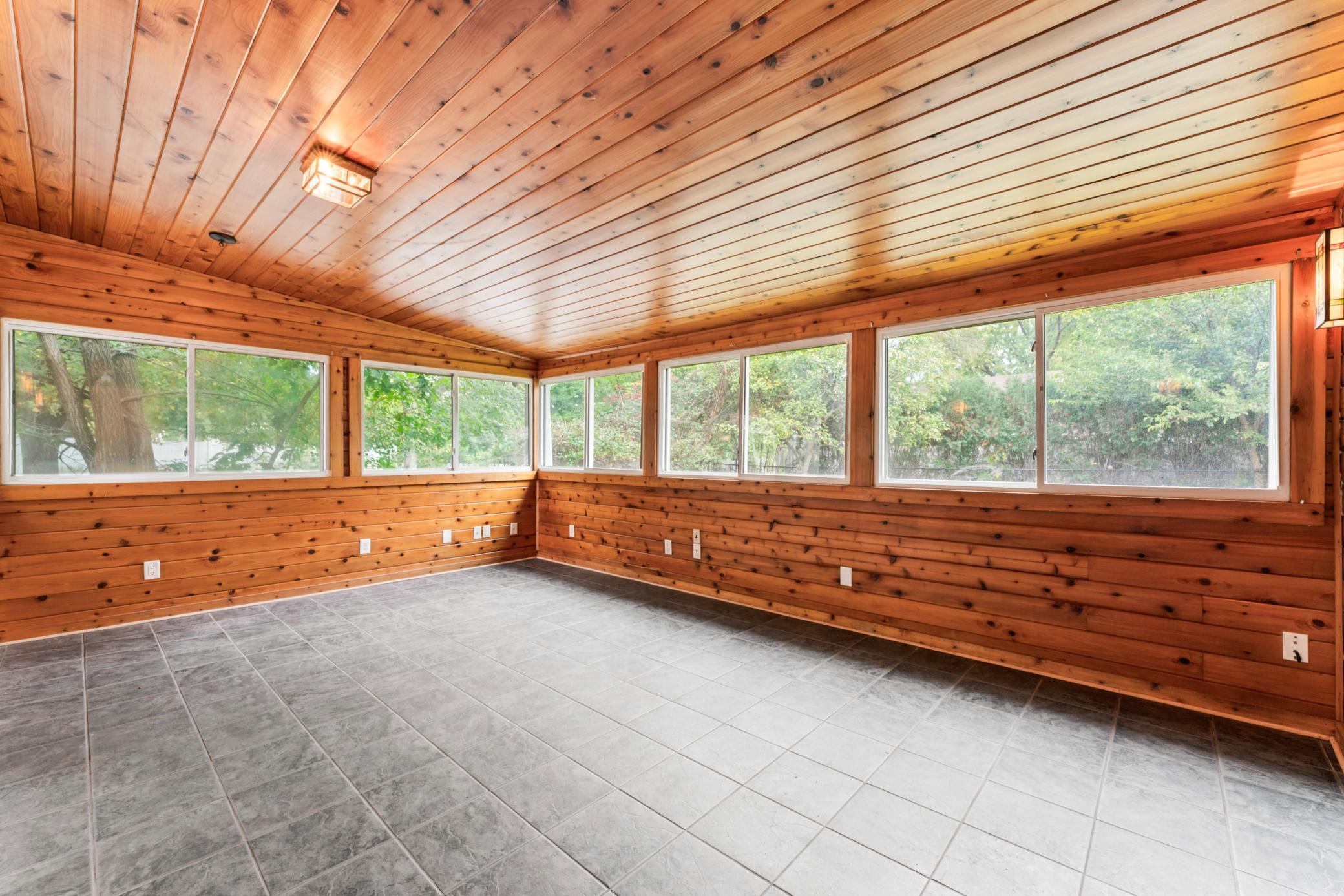 1513 Durand Court Southeast Rochester, MN 55904 - Photo 20 of 33