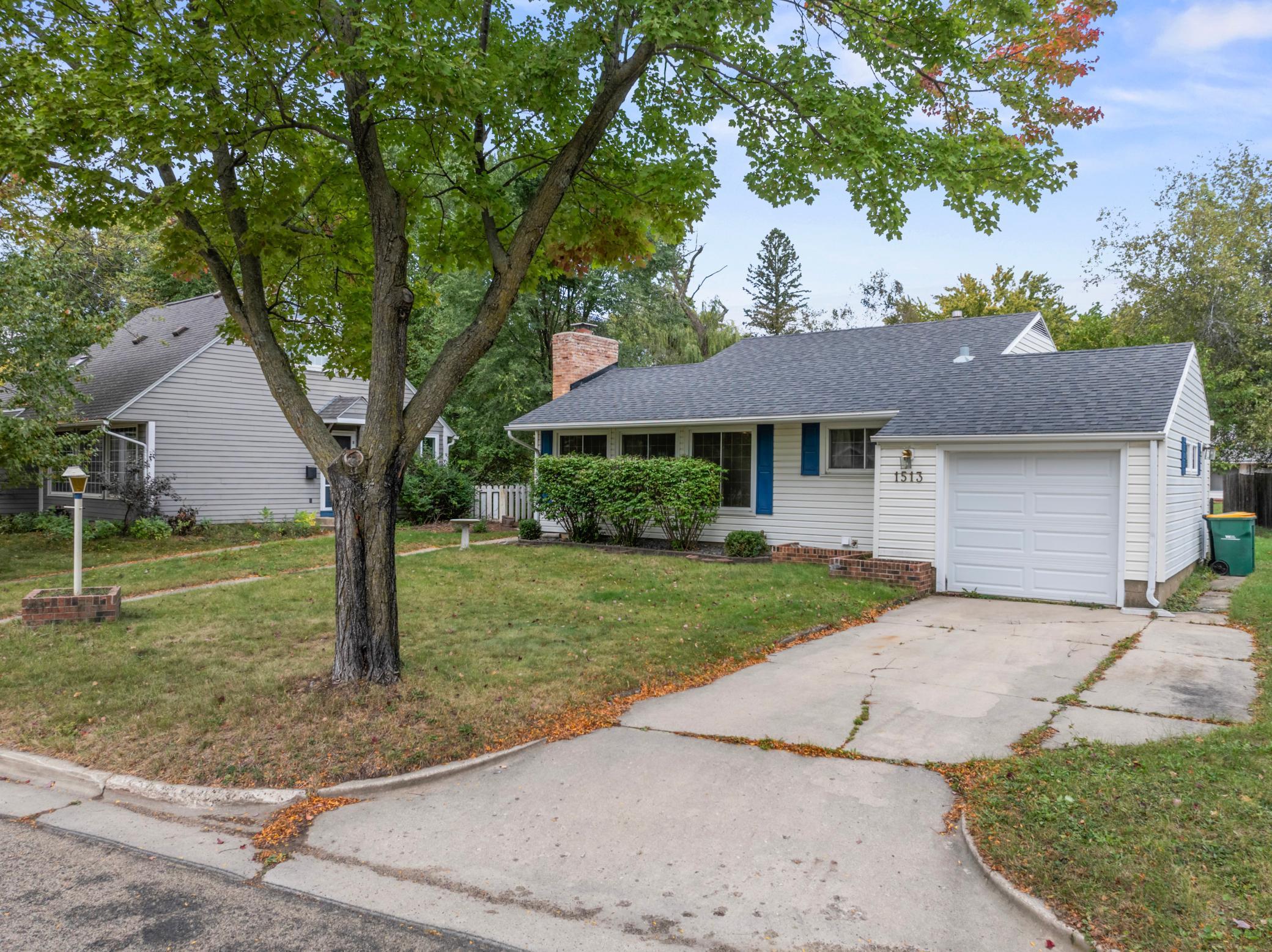 1513 Durand Court Southeast Rochester, MN 55904 - Photo 5 of 33