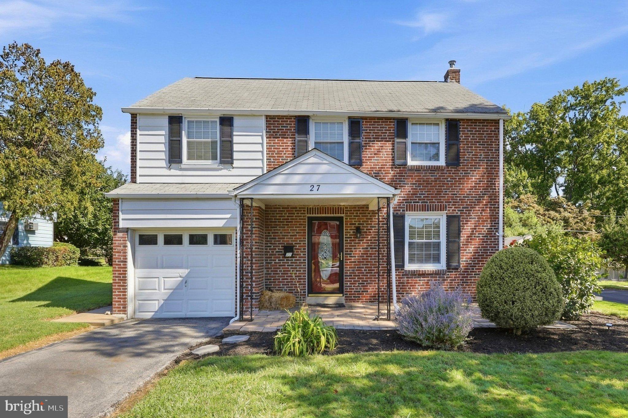 27 Dewey Road Cheltenham, PA 19012 - Photo 1 of 22 Gallery Image 1