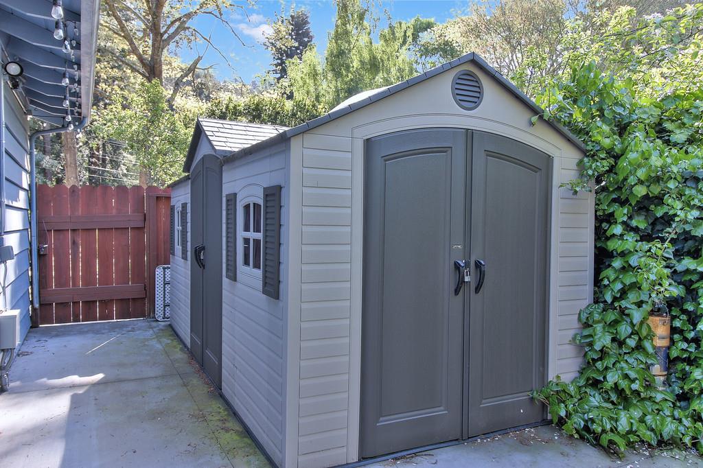 180 Locust Lane Ben Lomond, CA 95005 - Photo 33 of 33 a view of a small house
