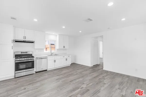 $2,895 | 7309 North Wilbur Avenue, Reseda, CA 91335