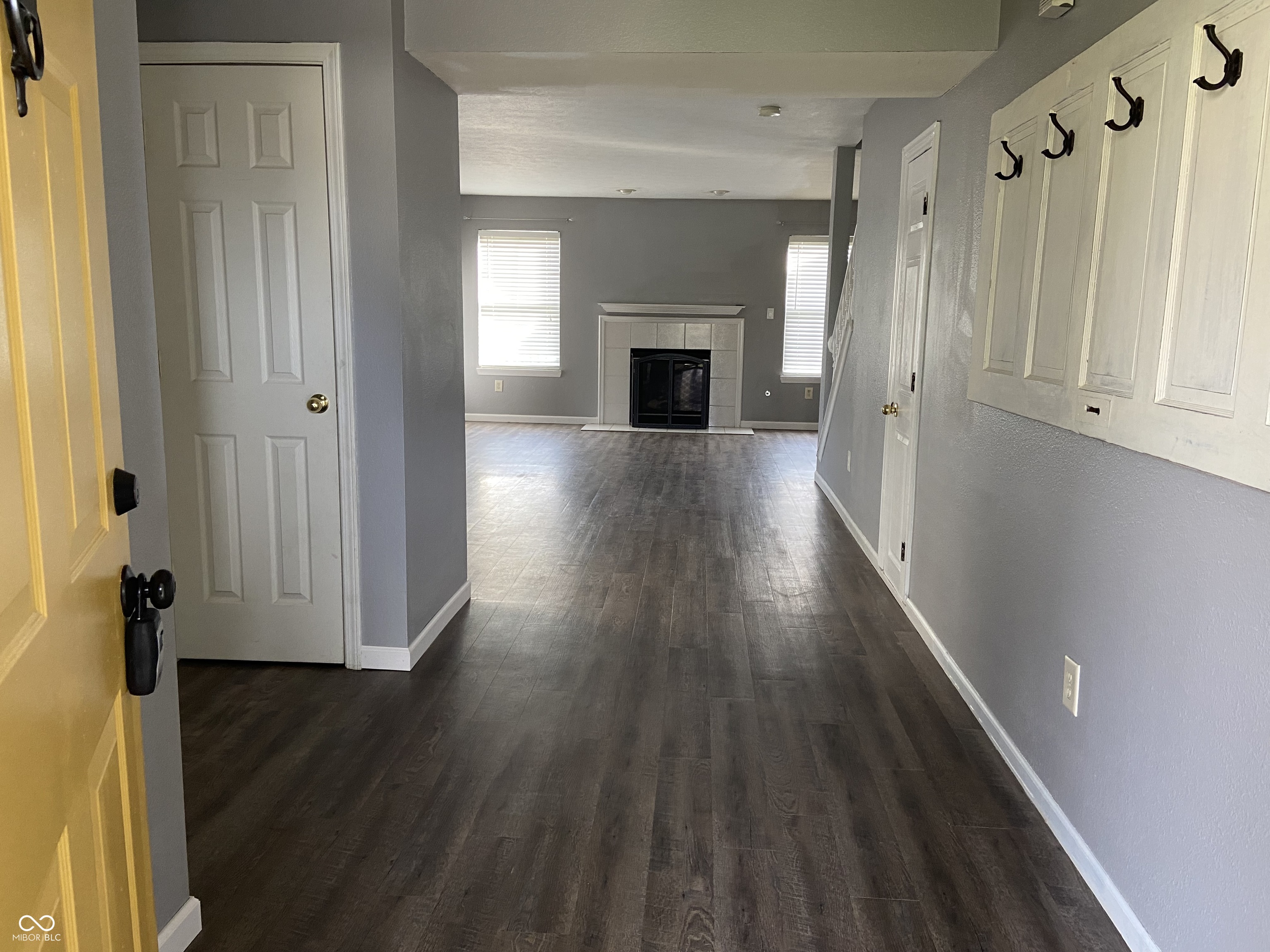 137 Rambling Road Greenfield, IN 46140 - Photo 3 of 84