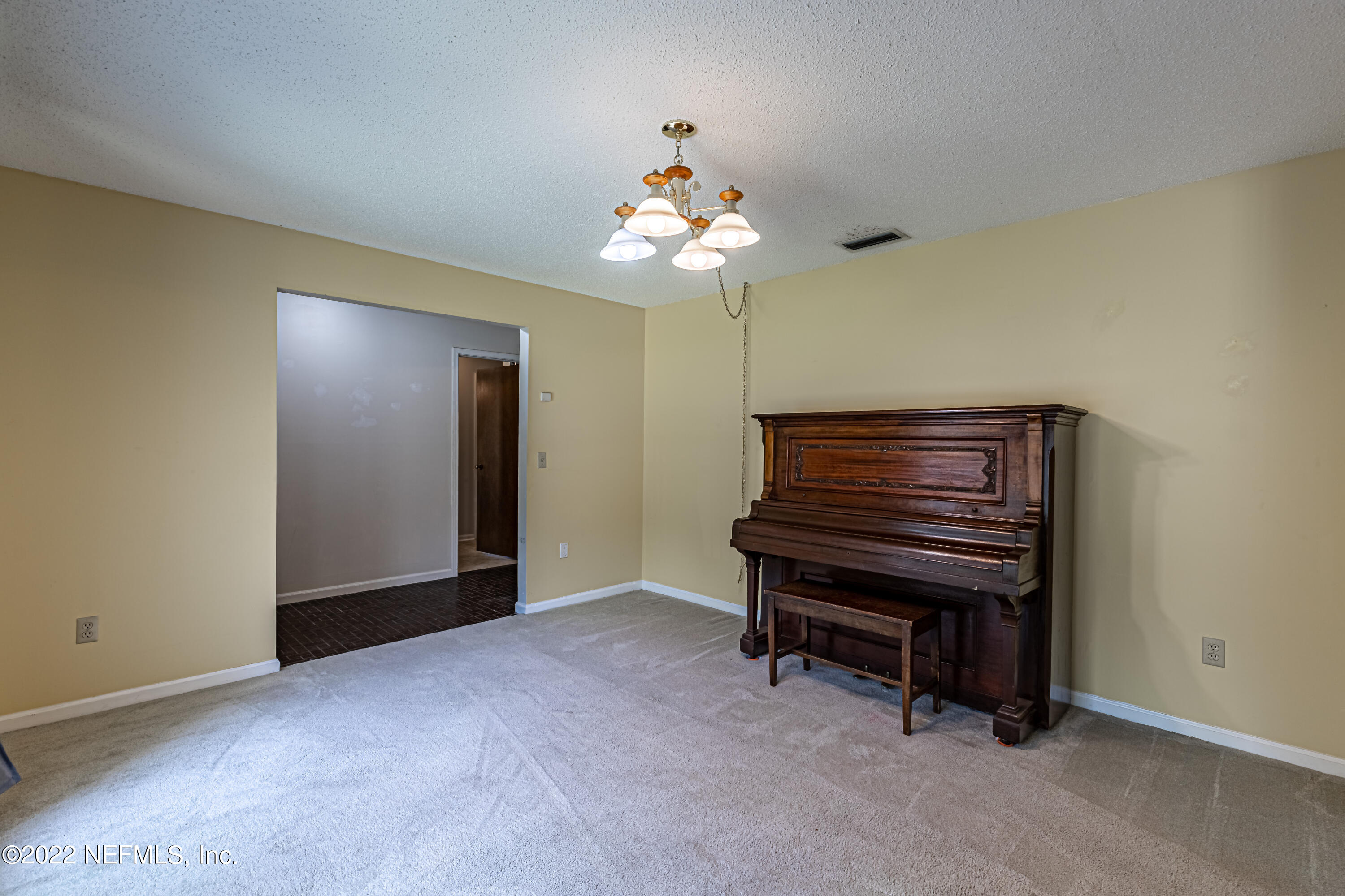 3545 Sheldon Road Orange Park, FL 32073 - Photo 8 of 42 8-Living Room