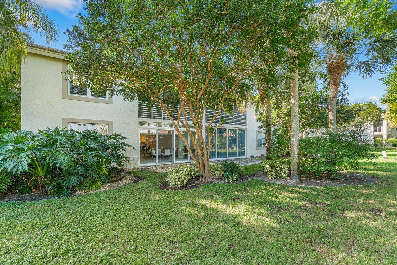 6253 Graycliff Drive, Unit B Boca Raton, FL 33496 - Photo 28 of 29 Full Scope Back Area