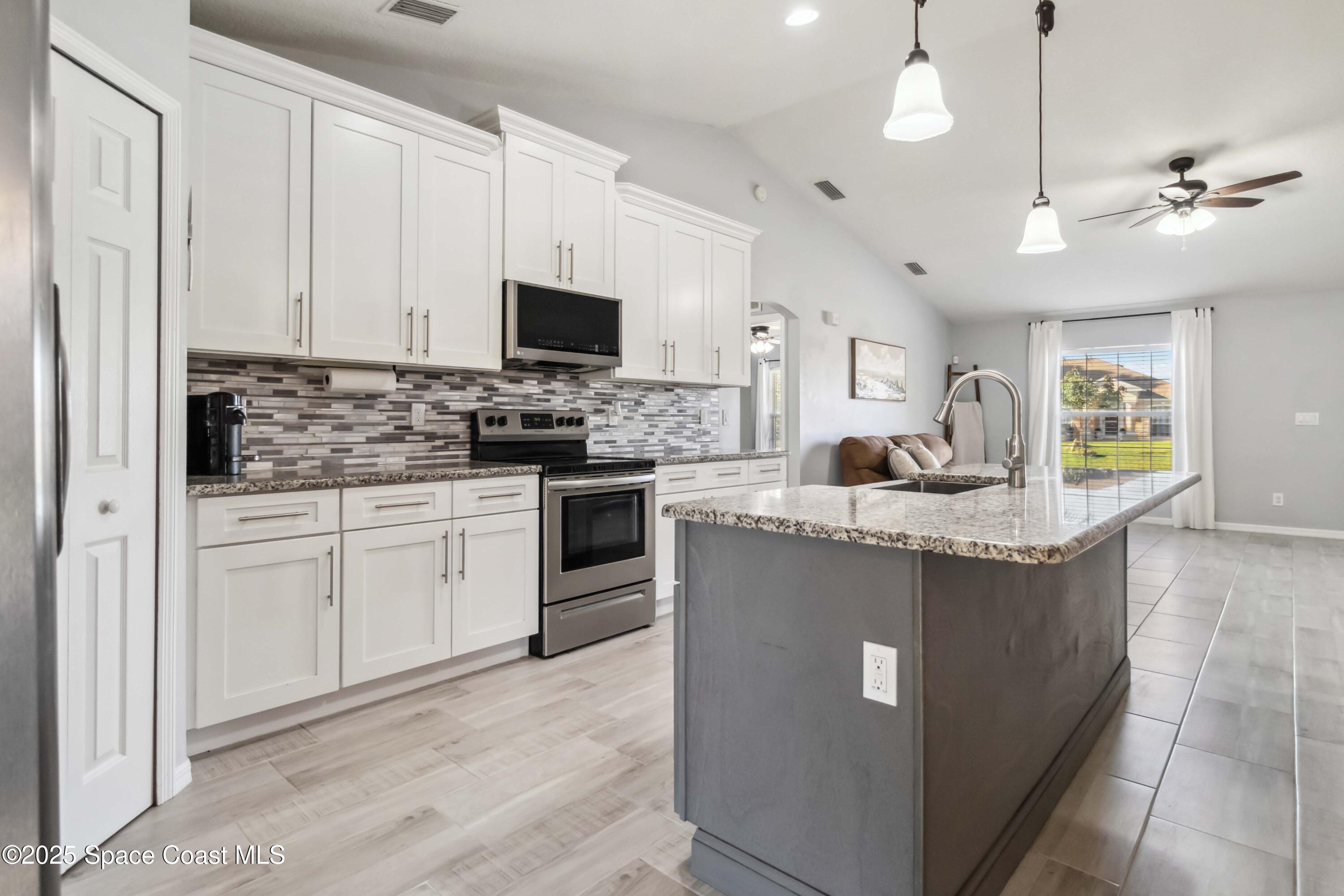 1250 Sapulpa Road Southwest Palm Bay, FL 32908 - Photo 7 of 25 013