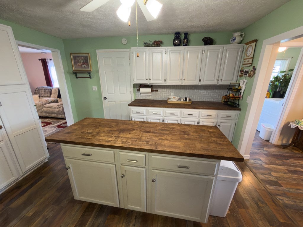 7038 Pipers Gap Road Galax, VA 24333 - Photo 19 of 76 Gallery Image 19