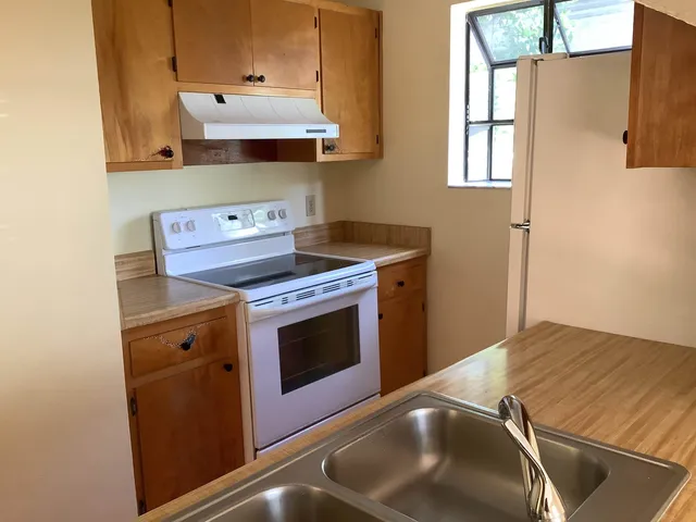 $184,900 | 226 Whetherbine Way West, Tallahassee, FL 32301