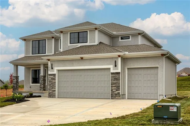 $549,999 | 1989 Longview Drive, Liberty, MO 64068