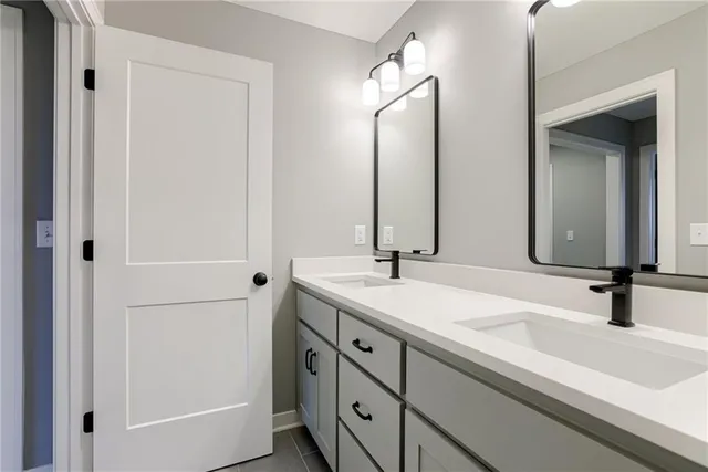 $544,999 | 1989 Longview Drive, Liberty, MO 64068