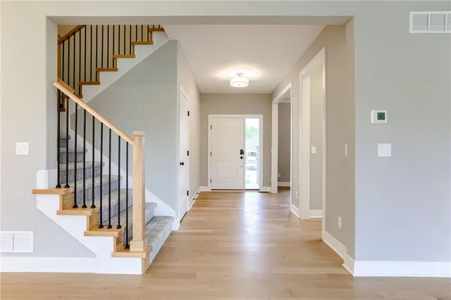 $549,999 | 1989 Longview Drive, Liberty, MO 64068