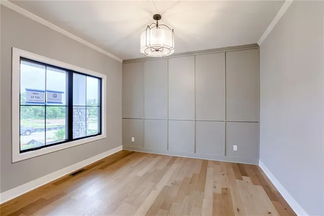 $549,999 | 1989 Longview Drive, Liberty, MO 64068