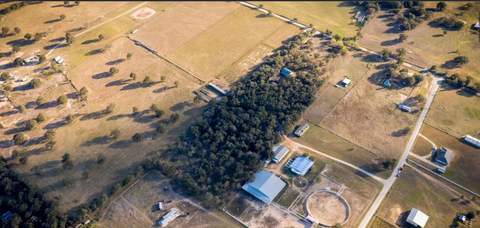 126 Abel Lane Elgin, TX 78621 - Photo 28 of 39