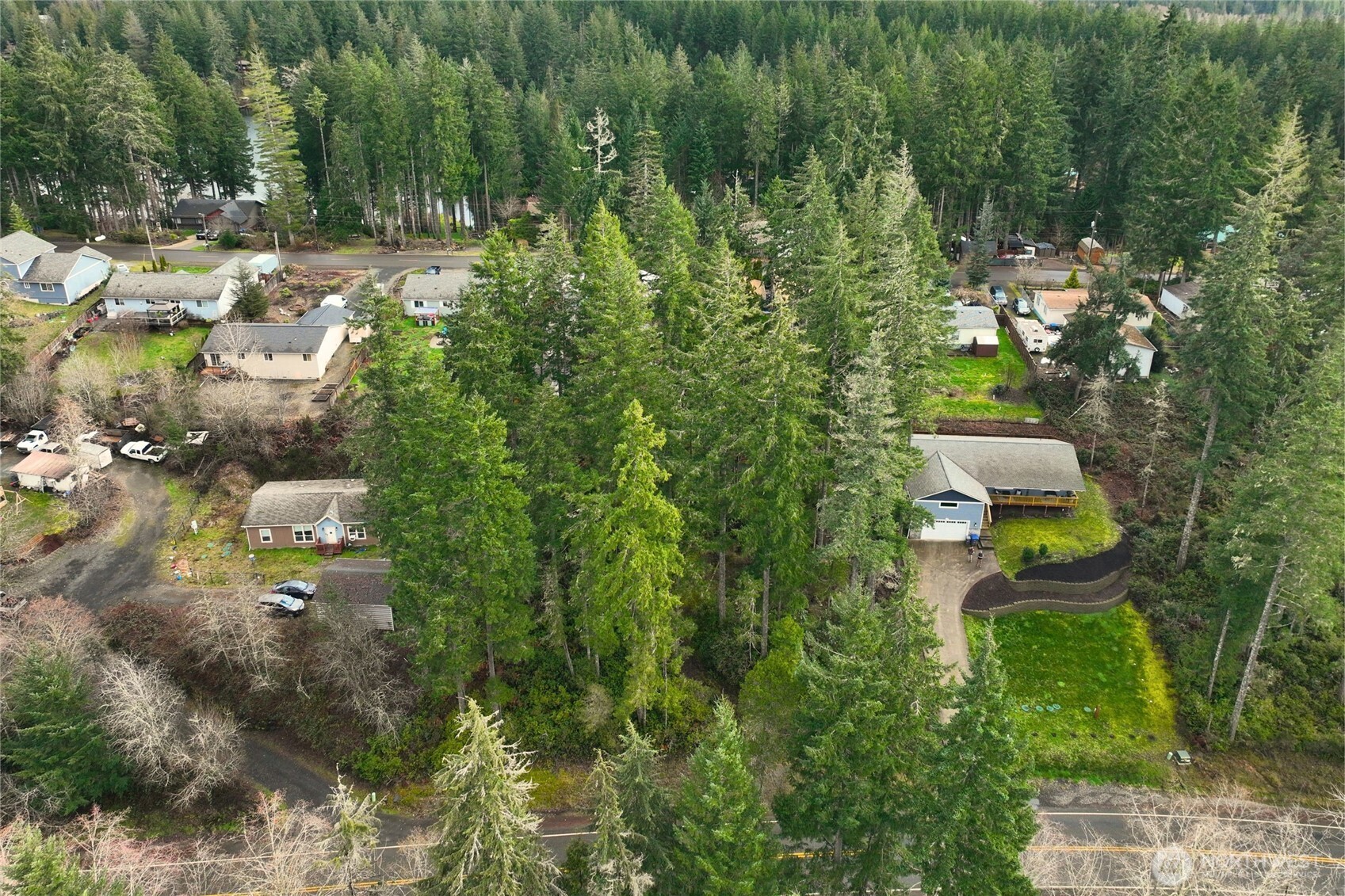 5011 East Rasor Road Belfair, WA 98528 - Photo 28 of 31 Gallery Image 28