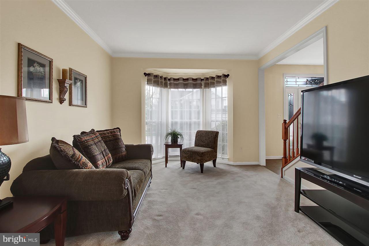 7571 Seneca Ridge Drive York, PA 17403 - Photo 4 of 36 Gallery Image 4