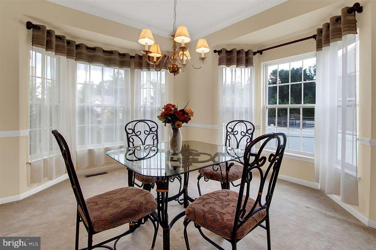 7571 Seneca Ridge Drive York, PA 17403 - Photo 5 of 36 Gallery Image 5