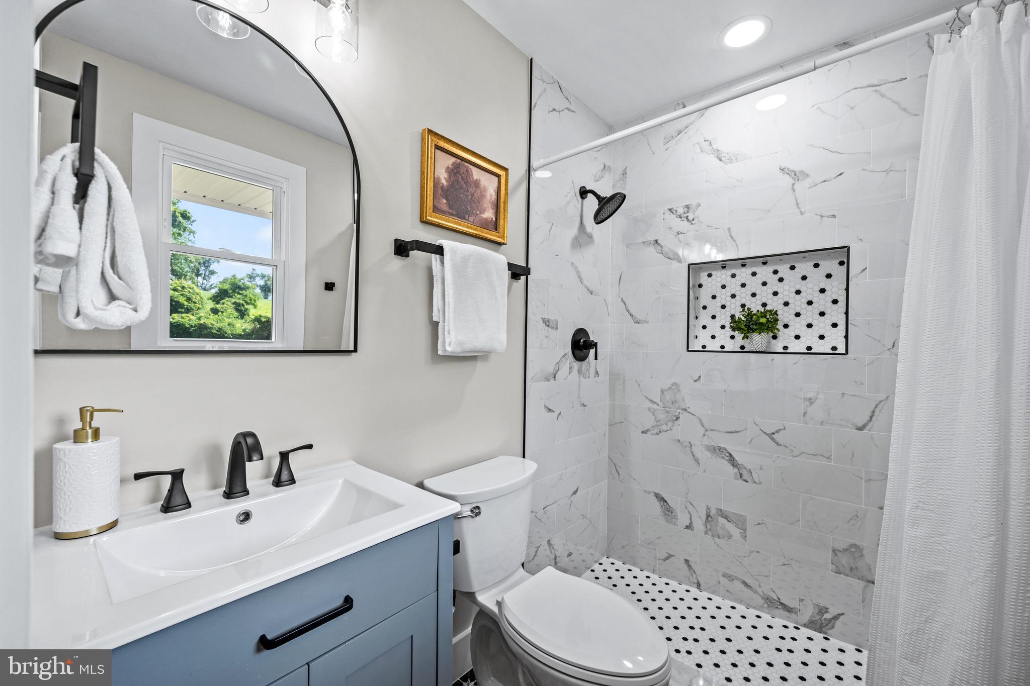 12700 Harford Road Hydes, MD 21082 - Photo 24 of 61 Primary Bath