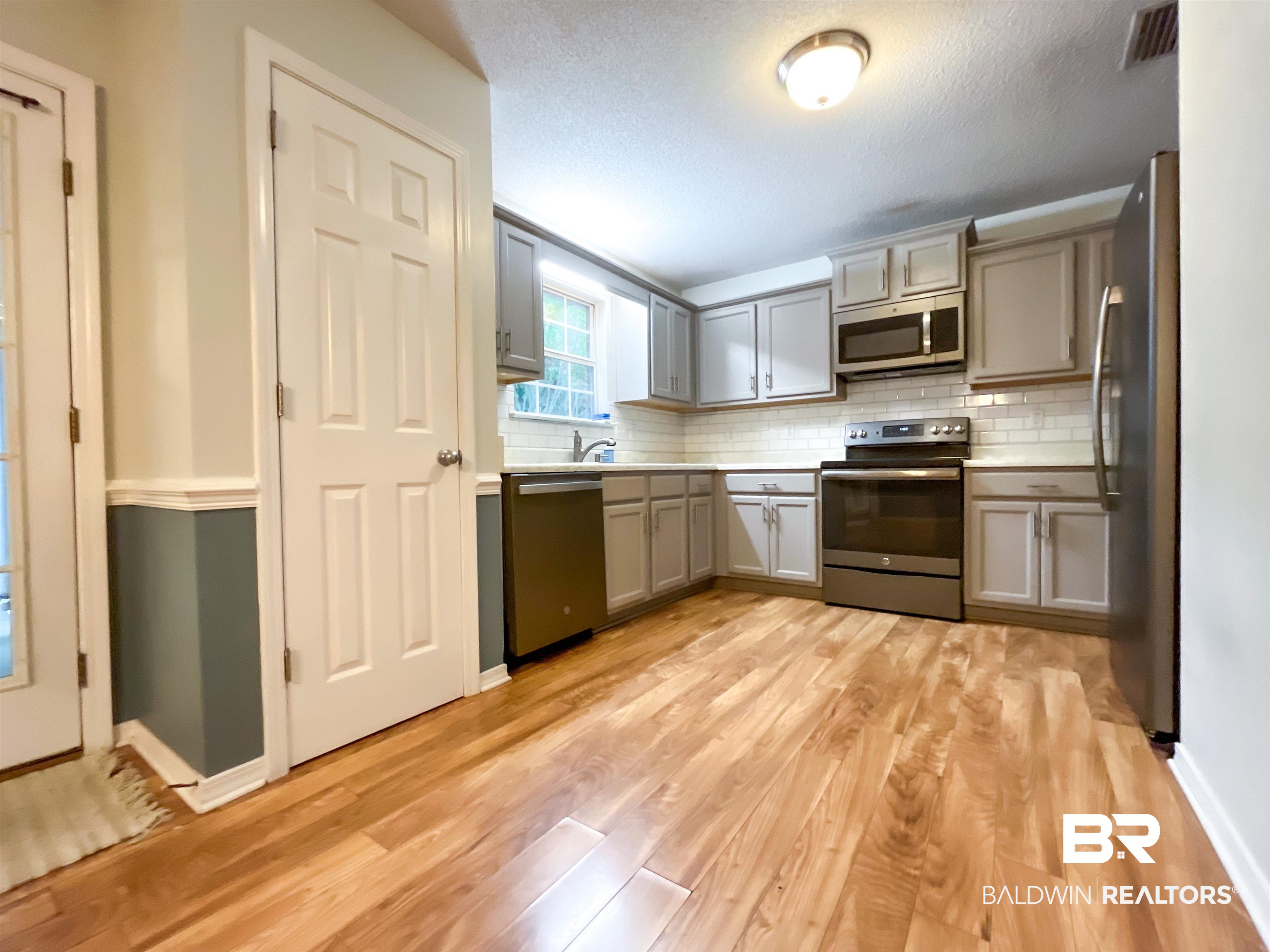 532 Meadow Lane Foley, AL 36535 - Photo 12 of 33