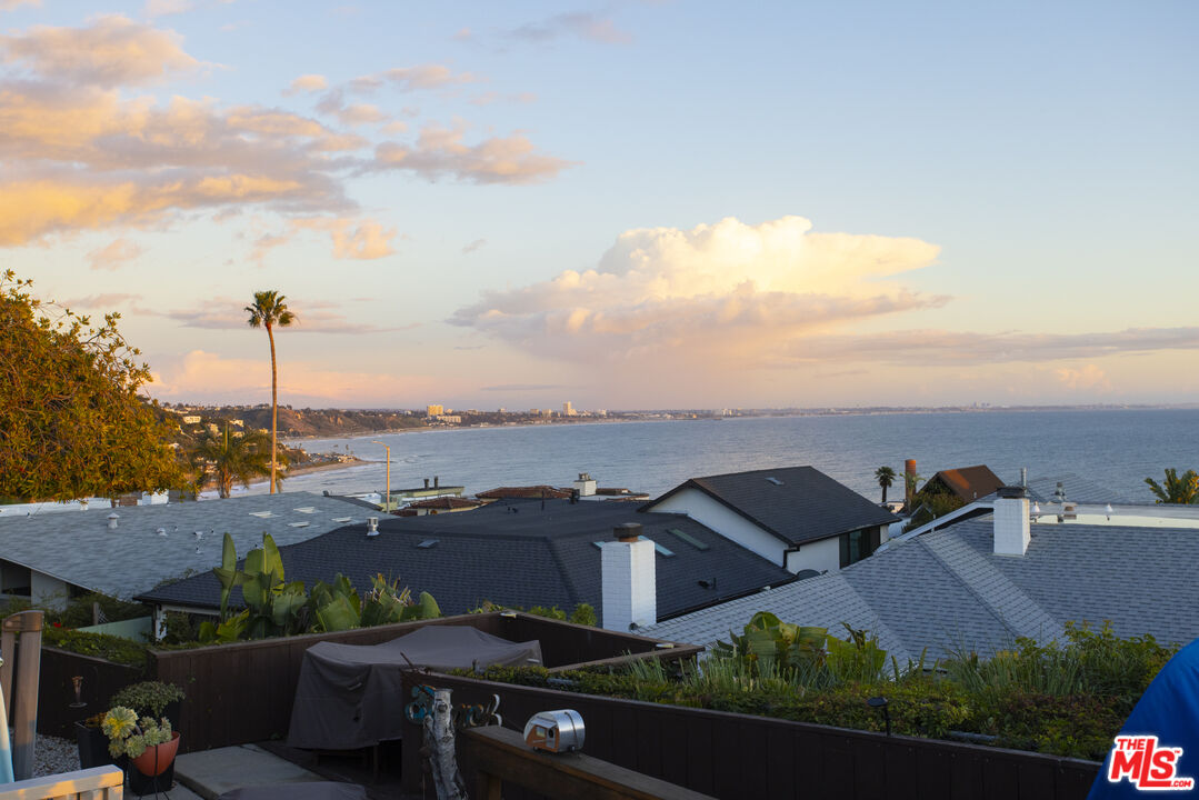 18436 Wakecrest Drive Malibu, CA 90265 - Photo 14 of 41 an aerial view of houses with yard