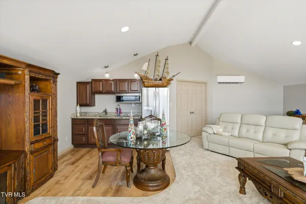 $3,500,000 | 260 Highway 113, White Pine, TN 37890