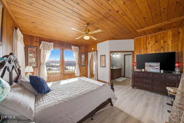 $3,500,000 | 260 Highway 113, White Pine, TN 37890