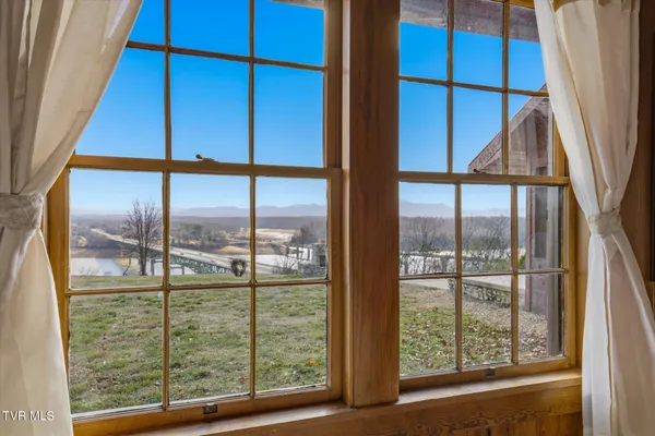 $3,500,000 | 260 Highway 113, White Pine, TN 37890