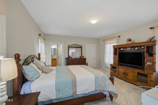 $3,500,000 | 260 Highway 113, White Pine, TN 37890