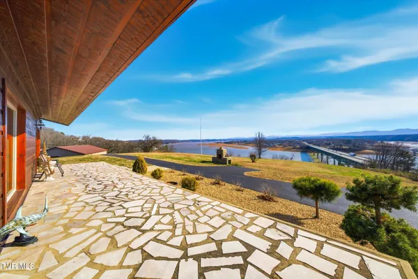 $3,500,000 | 260 Highway 113, White Pine, TN 37890