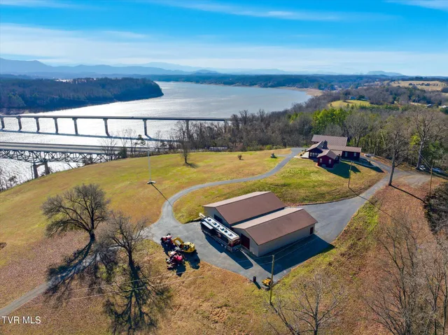 $3,500,000 | 260 Highway 113, White Pine, TN 37890