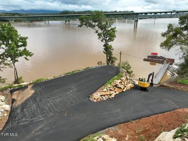 $3,500,000 | 260 Highway 113, White Pine, TN 37890