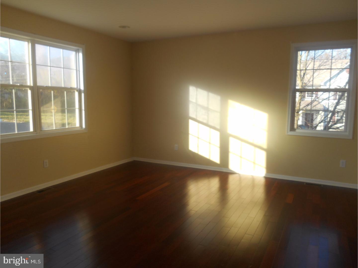 343-i R Bryant Way Lawnside, NJ 08045 - Photo 7 of 21 Gallery Image 7