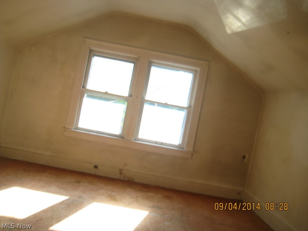 864 Aberdeen Street Akron, OH 44310 - Photo 11 of 14