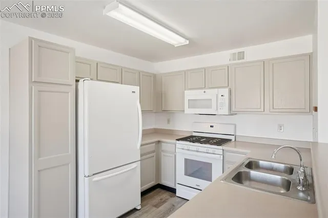 $300,000 | 3002 West Elizabeth Street, Unit 16G, Fort Collins, CO 80521