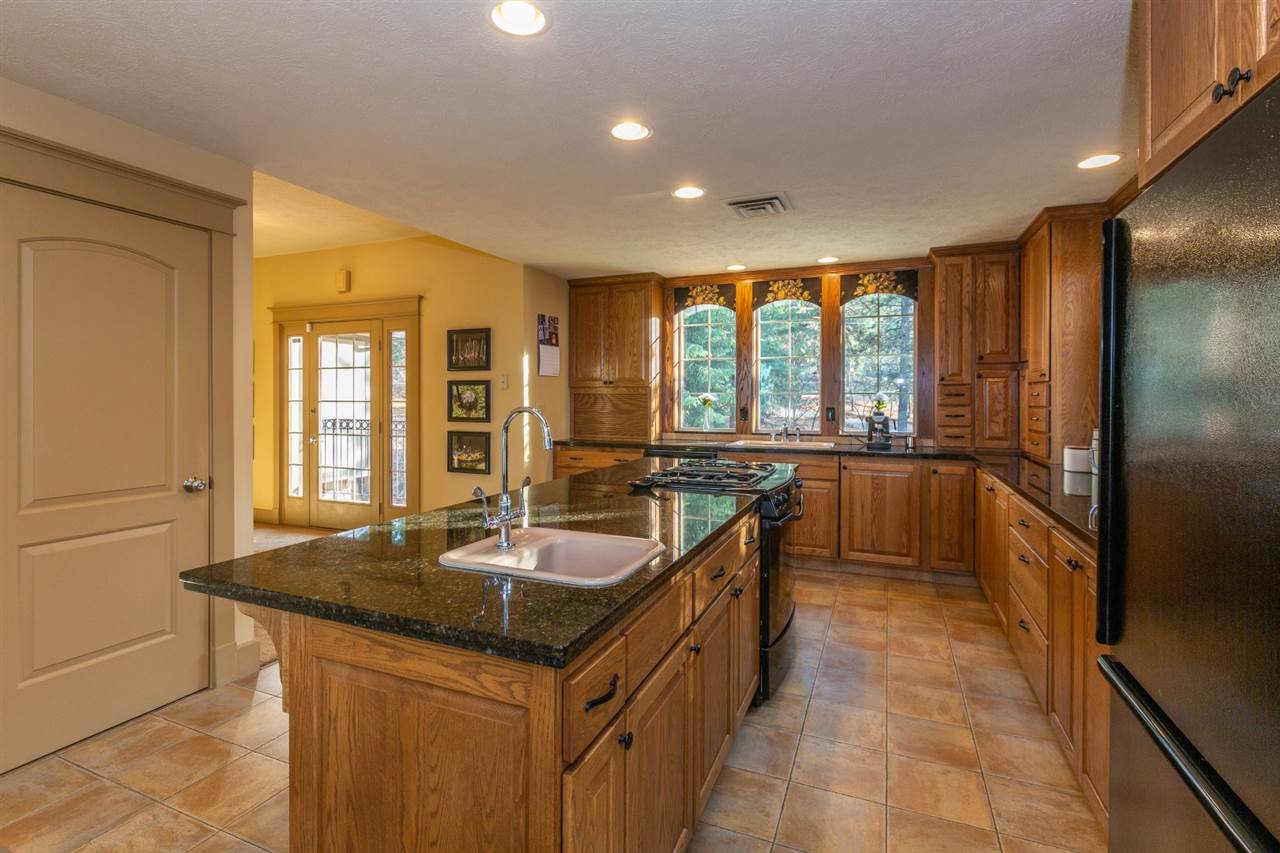 5307 East Corkery Road Spokane, WA 99223 - Photo 6 of 20 Gallery Image 6