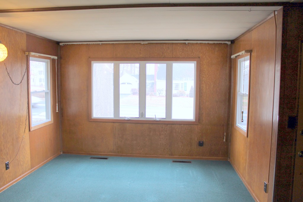 462 Dwight Road Springfield, MA 01108 - Photo 7 of 8