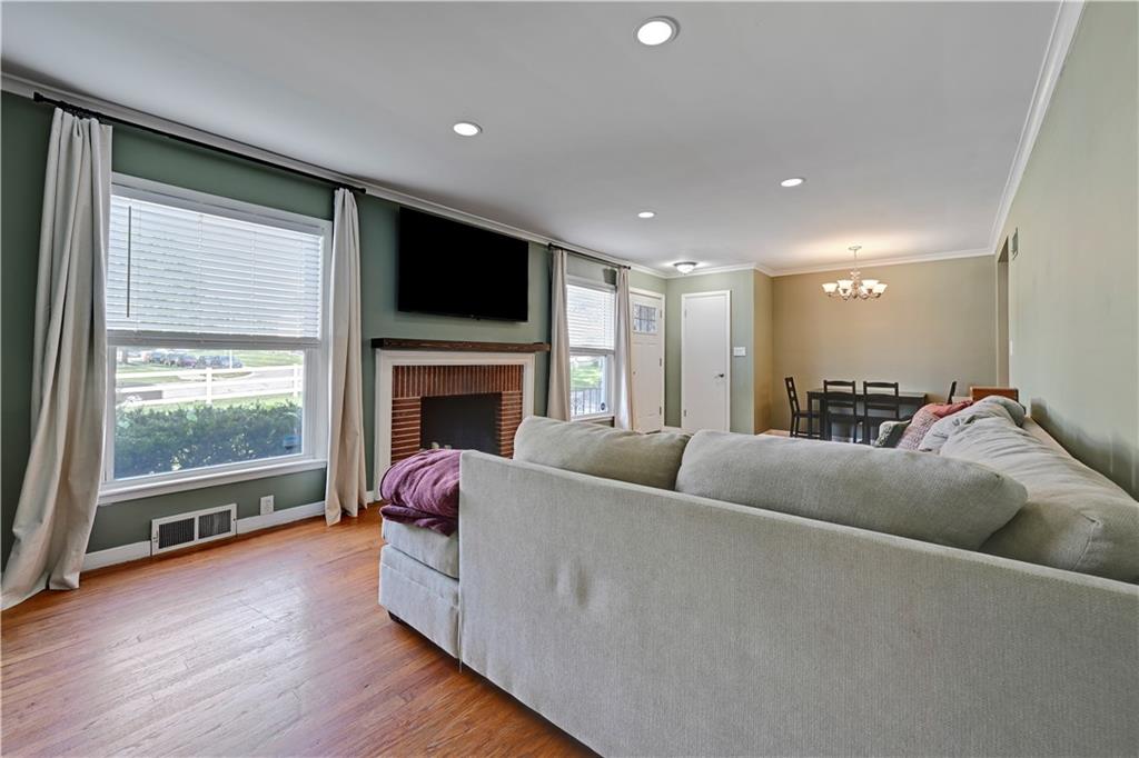 9715 Holmes Road Kansas City, MO 64131 - Photo 11 of 26