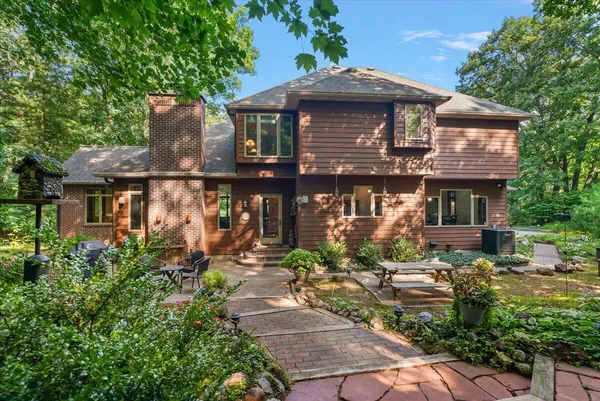 $1,049,000 | 5797 Wildwood Drive, Bridgman, MI 49106