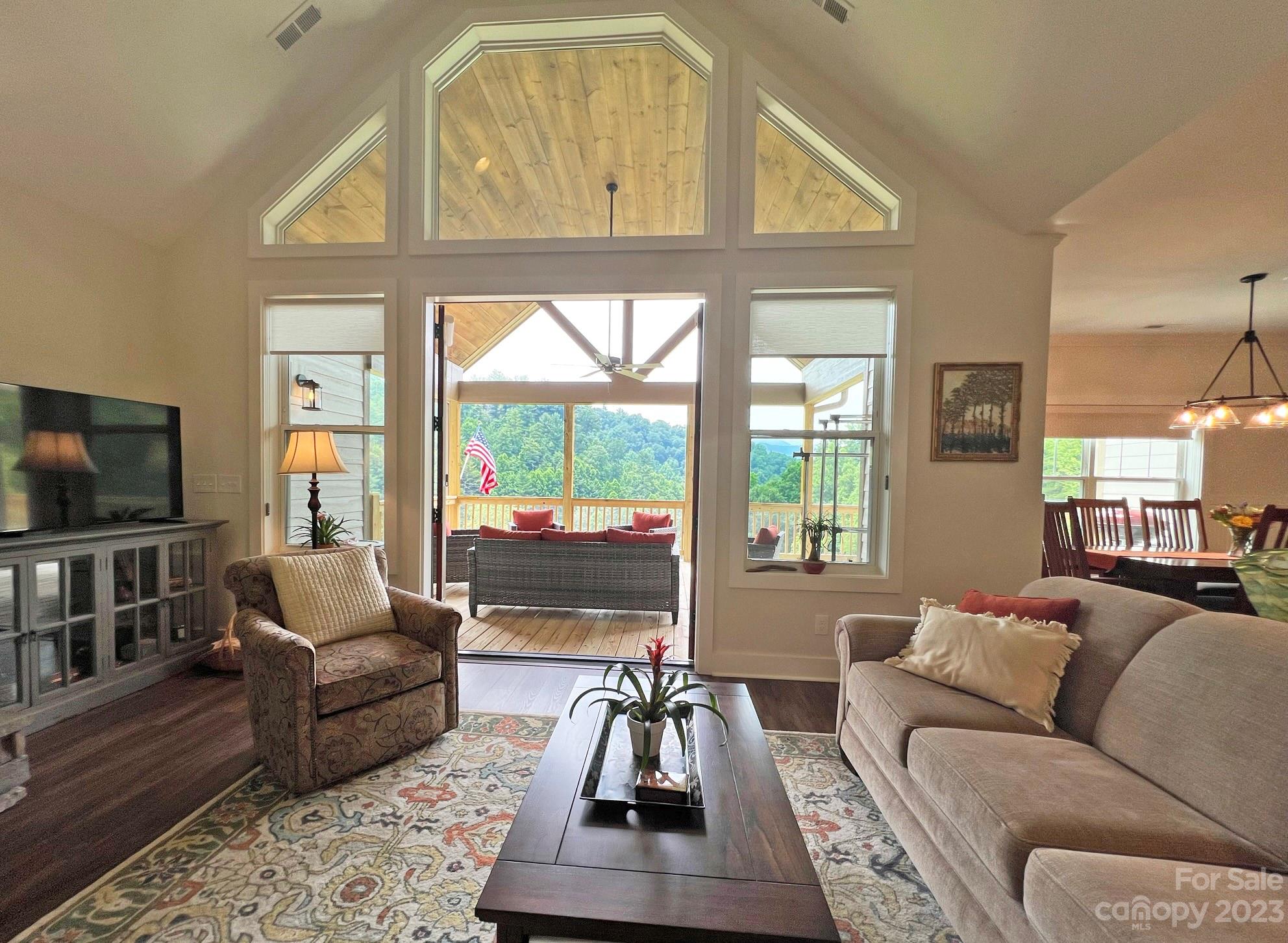633 Millar Road Hot Springs, NC 28743 - Photo 4 of 48 Gallery Image 4