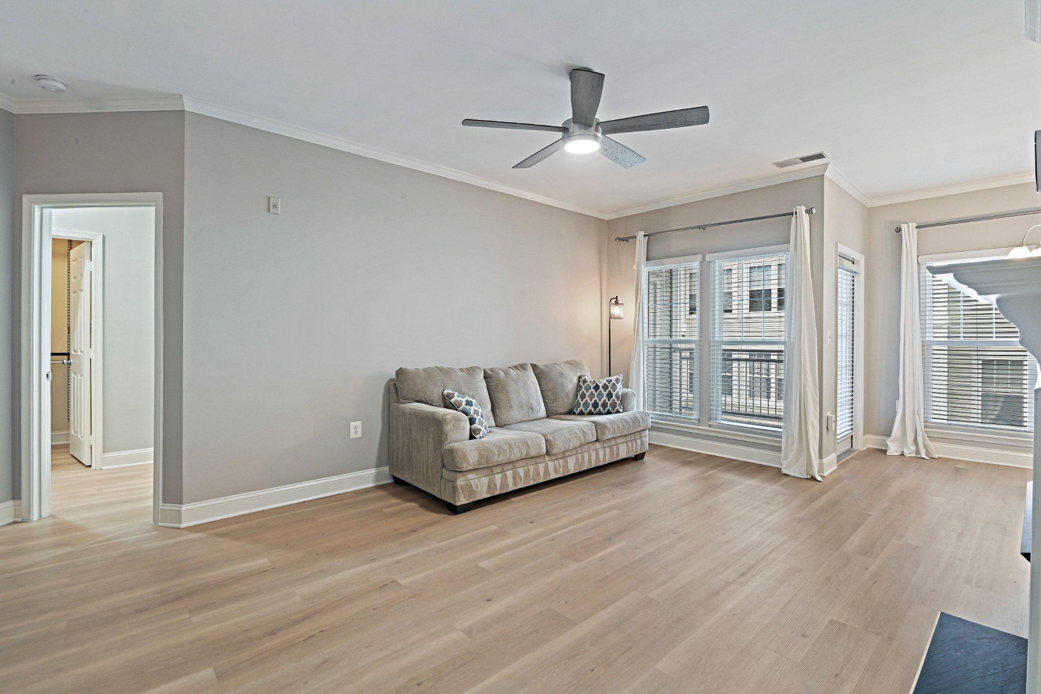 1519 North Point Drive, Unit 202 Reston, VA 20194 - Photo 12 of 49 Bright living space with plenty of natural light.