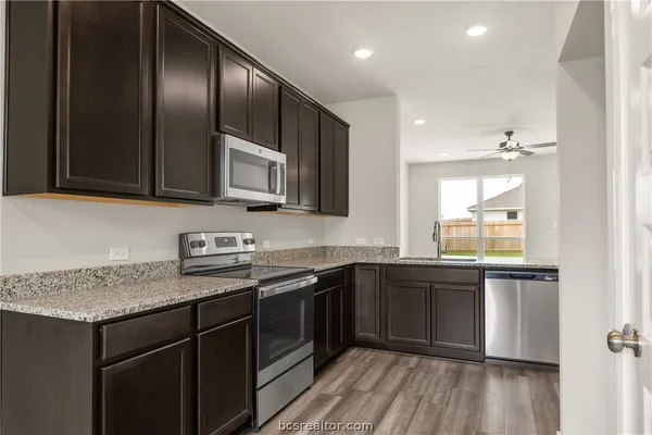 $2,150 | 1937 Chief Street, Bryan, TX 77807