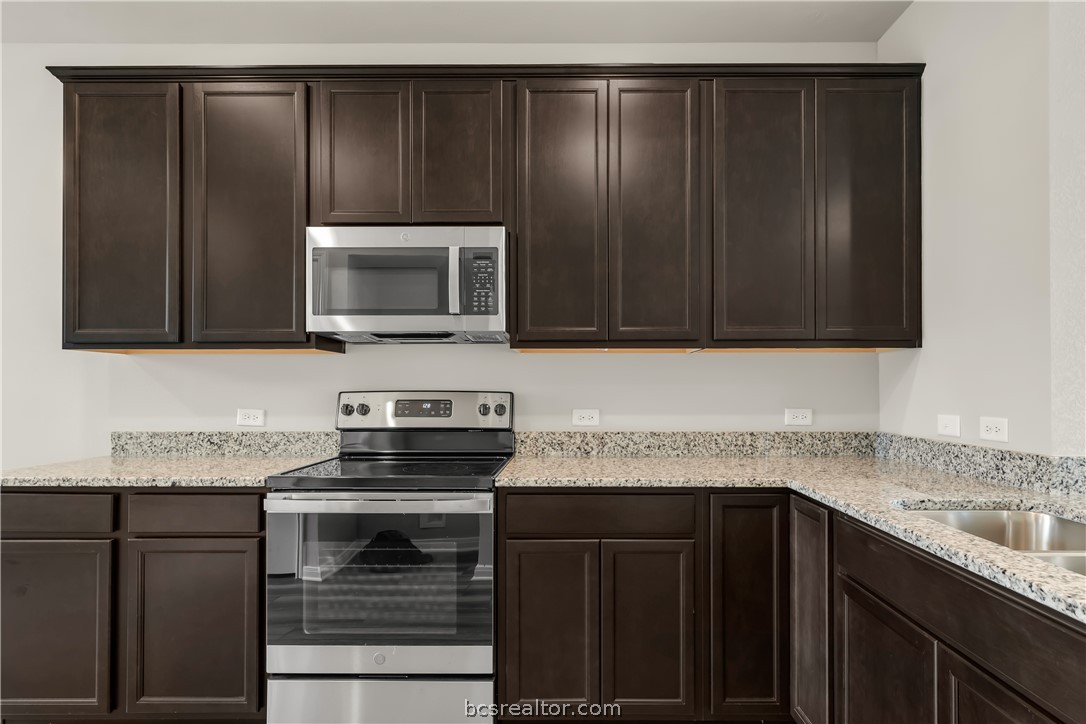 1937 Chief Street Bryan, TX 77807 - Photo 8 of 18