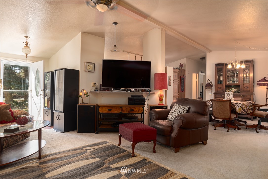 20197 Echo Hill Road Sedro-Woolley, WA 98284 - Photo 4 of 25 Gallery Image 4
