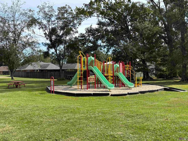 $426,990 | 13125 Magnolia Square Drive, Central, LA 70818