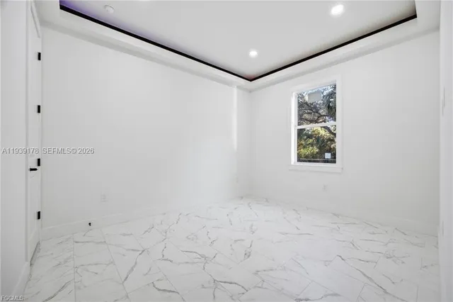 $370,000 | 6050 North Moss Circle, LaBelle, FL 33935