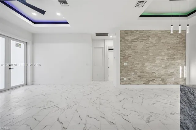 $370,000 | 6050 North Moss Circle, LaBelle, FL 33935